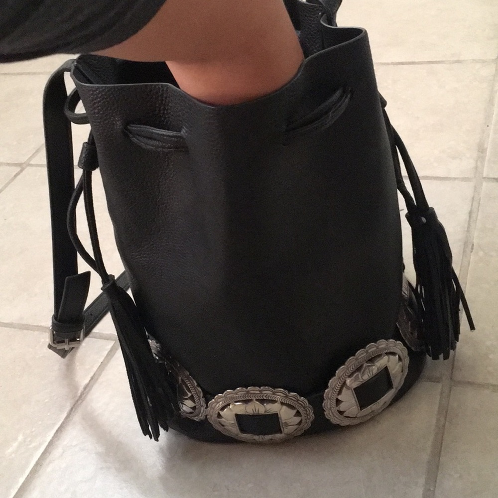 Bucket Bag - Picture 2 of 4
